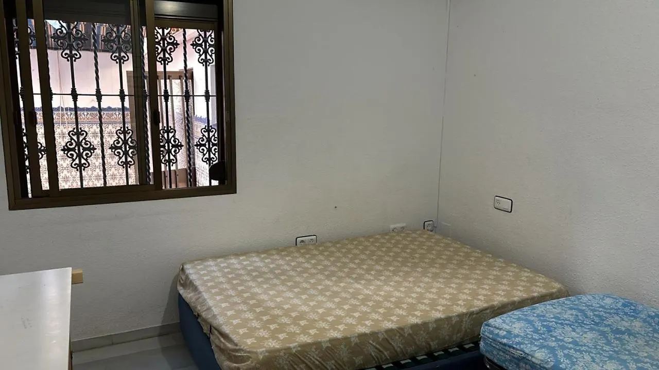 Bedroom 20 Minutes From Sevilha Alcala De Guadaira Homestay